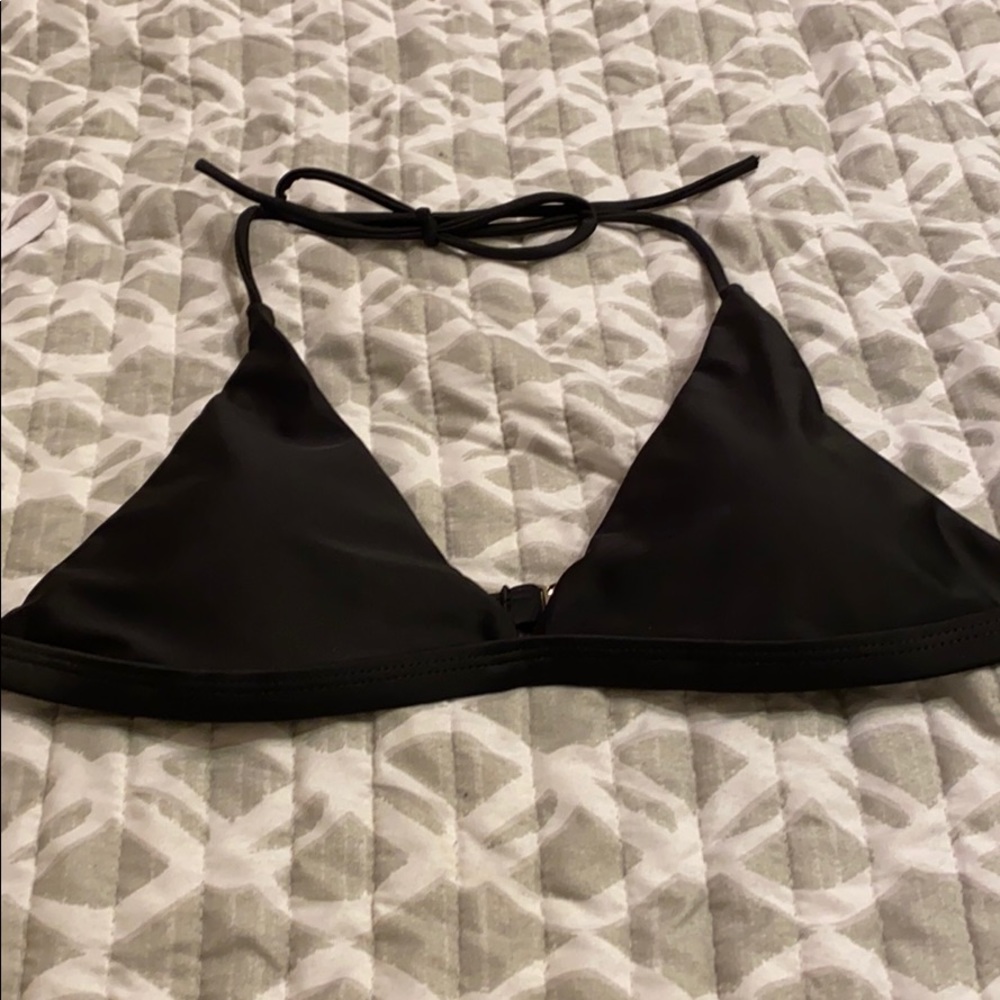 Black bikini top 🌸3 for $15